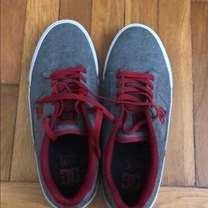 DC men’s sneakers size 11